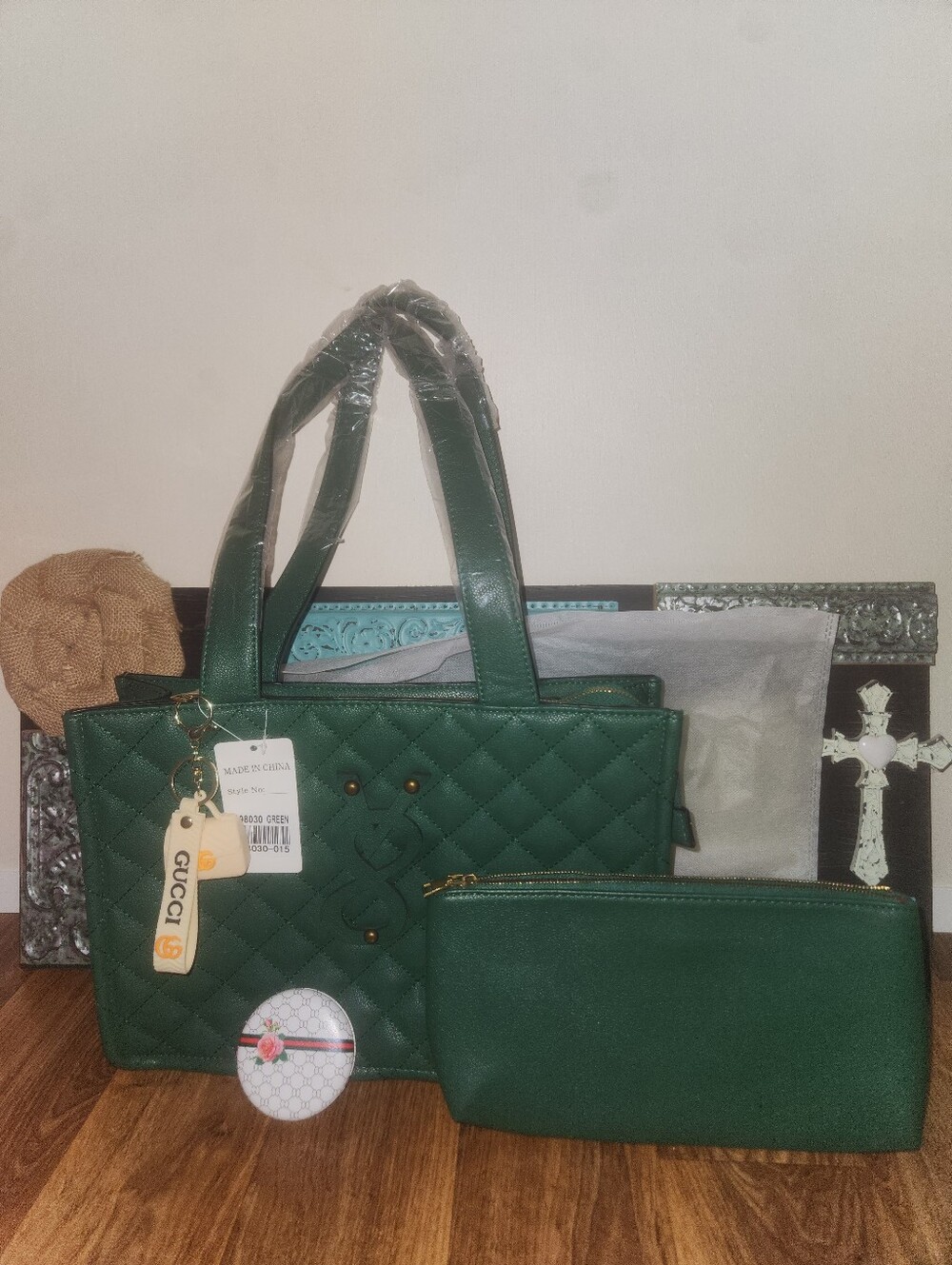 HUNTER GREEN QUILTED TOTE FASHION BUNDLE 💥FREE GWP, READ BELOW💥